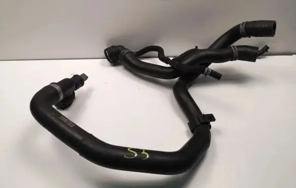 Volkswagen Golf VII Engine coolant pipe/hose 5Q0121049AC