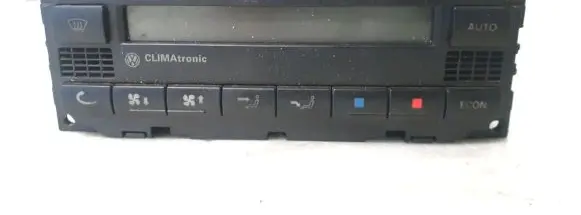 Volkswagen PASSAT B5.5 Air conditioner control unit module 3B1907044D