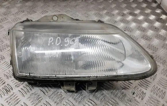 Renault Espace III Headlight/headlamp 0492705