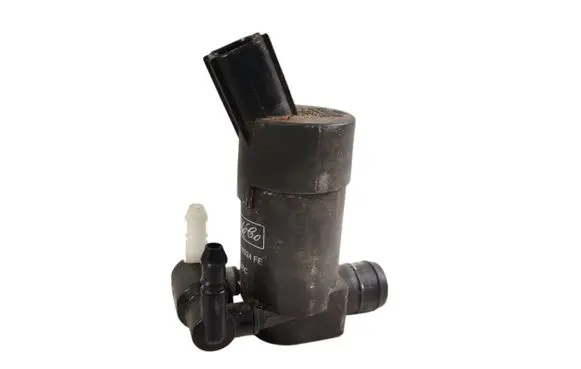 Volvo V50 Windscreen/windshield washer pump 1S7117K624FE T655C 31349228