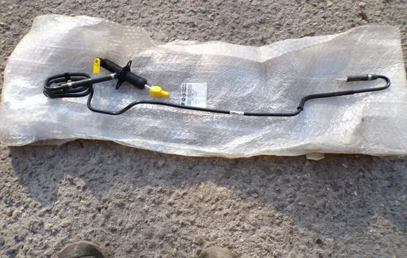 Clutch slave cylinder