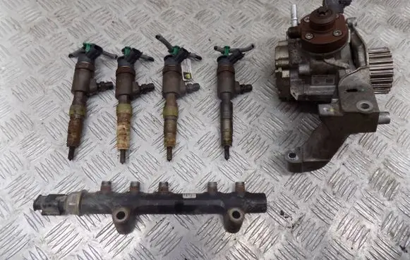 Citroen C4 II Fuel injection system set 94675G01 9688499680 0445110340