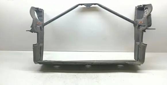 BMW 5 E60 E61 Radiator trim 7176719 7033745