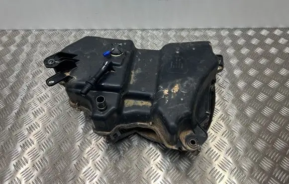 Volkswagen Touran III AdBlue liquid reservoir 5QA131877B