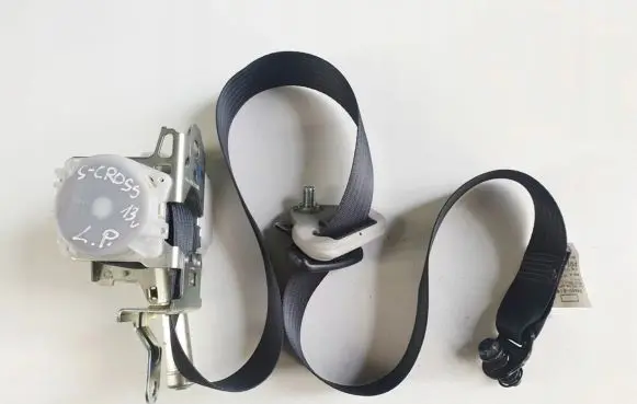Suzuki SX4 S-Cross Front seatbelt