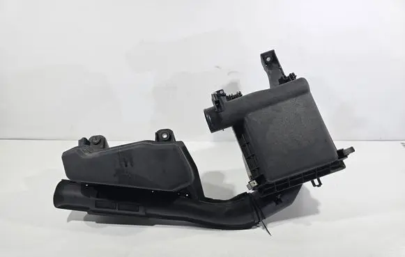 Toyota Auris E180 Air filter box 177050T060 MF0141403903 MF100141851