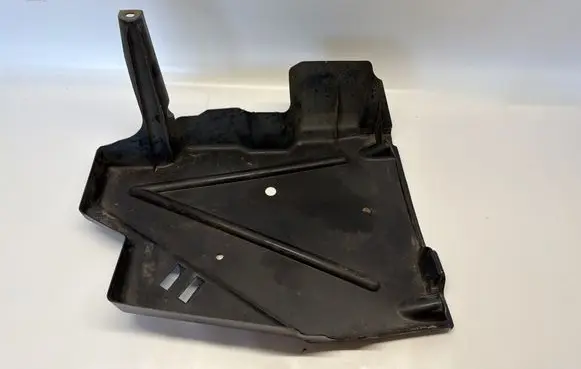 Mercedes-Benz SLK R170 Fuel tank bottom protection A1704780237 1704780237
