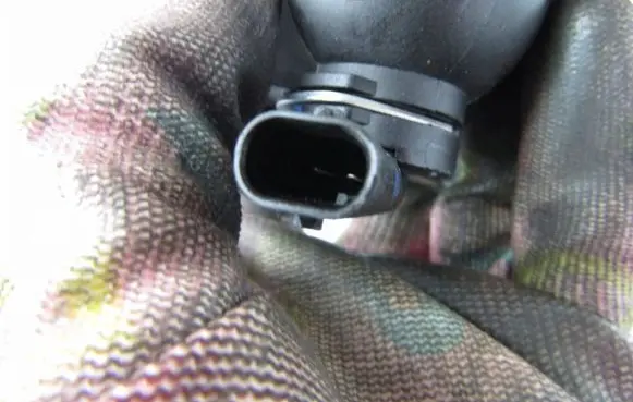 Mercedes-Benz E C207 W207 Thermostat housing A6512000615