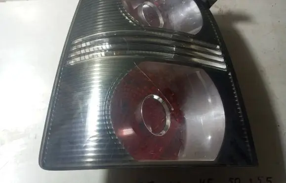 Volkswagen Touran I Rear/tail lights 1T0945095P 1T0945111J 155757