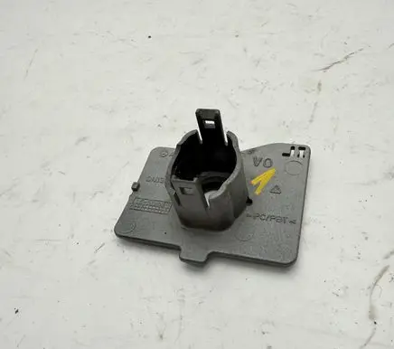 Mercedes-Benz CLS C219 Front parking sensor holder (PDC) A2198850167 DN13827