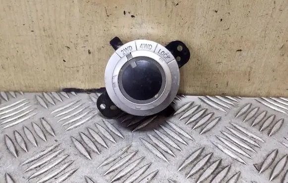 Mitsubishi Outlander Differential lock switch 