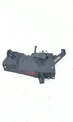 BMW 1 F20 F21 Other engine bay part 7811112