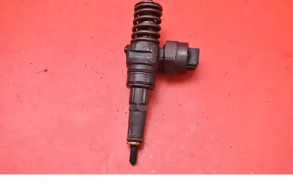 Fuel injector