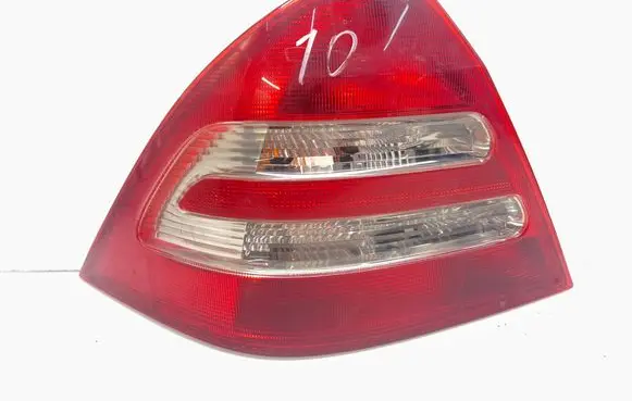 Mercedes-Benz C W203 Rear/tail lights 2038200164