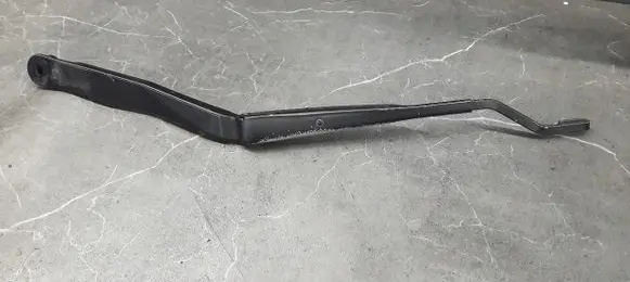 Lexus GS 300 350 430 450H Front wiper blade arm
