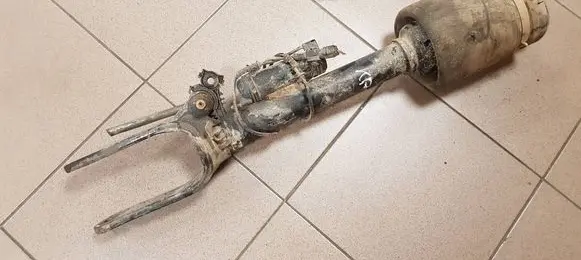 Mercedes-Benz GL X164 Front air suspension shock absorber A1643204313