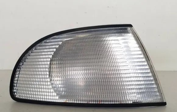 Audi A4 S4 B5 8D Front indicator light 