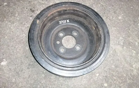 Audi A6 S6 C6 4F Crankshaft pulley 03G105243C