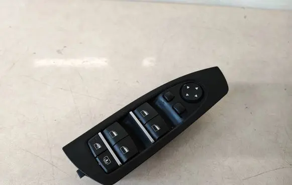 BMW 7 F01 F02 F03 F04 Electric window control switch 9241915