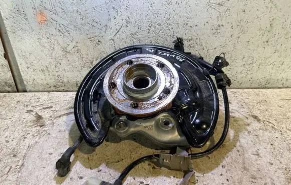 Mercedes-Benz A W177 AMG Rear wheel hub A2474230220