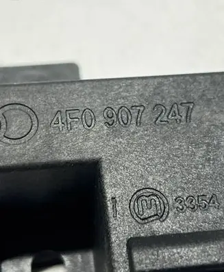 Audi A6 S6 C6 4F Interior comfort aerial antenna 4F0907247