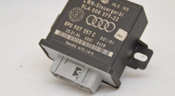 Audi A6 S6 C6 4F Light module LCM 8P0907357C