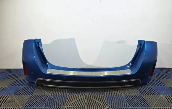 Toyota Auris E180 Rear bumper 5215902870