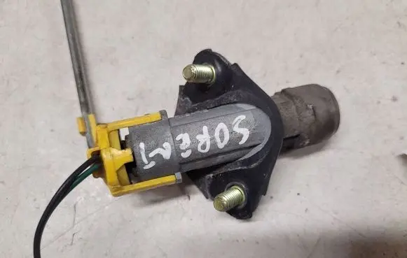 KIA Sorento Tailgate exterior lock