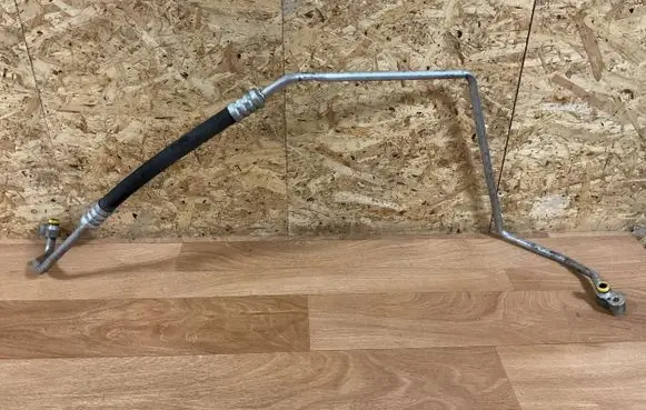 BMW 5 E60 E61 Air conditioning (A/C) pipe/hose 6989859 796288
