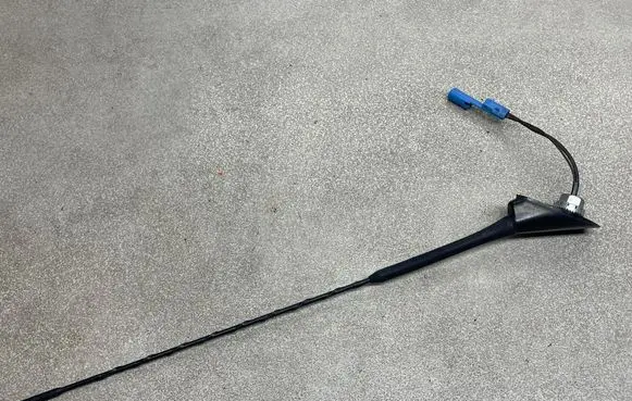 Opel Combo C Radio antenna 024436123