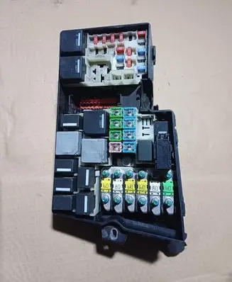 Ford Kuga I BSM Control unit AV4T14K733CEB