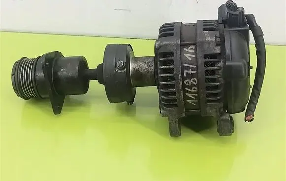 Ford Fiesta Generator/alternator 4M5T10300UC