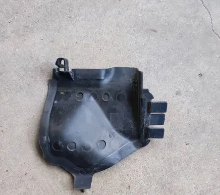 Intercooler air guide/duct channel