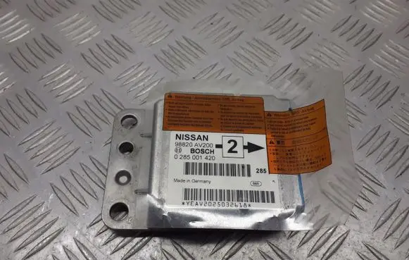 Nissan Primera Airbag control unit/module 98820AV200