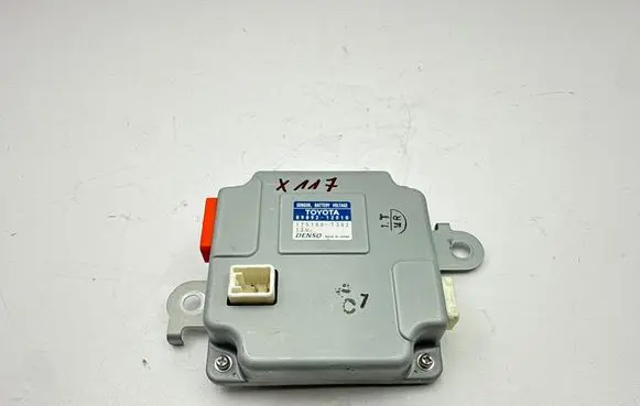 Toyota Auris E180 BSM Control unit 8989212010 1751007302