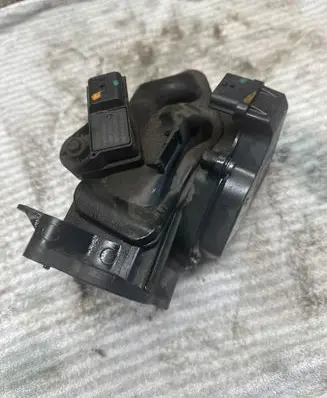 Nissan Qashqai Throttle valve A2C53350932