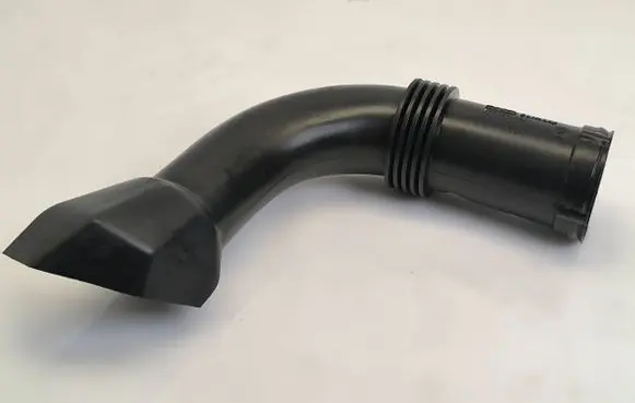 Audi A8 S8 D2 4D Air intake hose/pipe 077129643 KH0TB1028