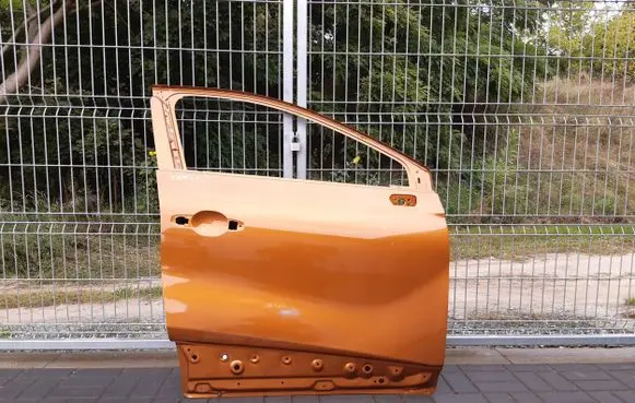 Renault Captur II Front door