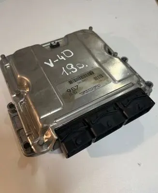 Volvo S40, V40 Engine control unit/module 30620957 EDC15C3