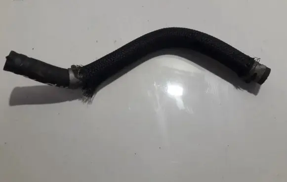 Toyota Avensis T220 Engine coolant pipe/hose