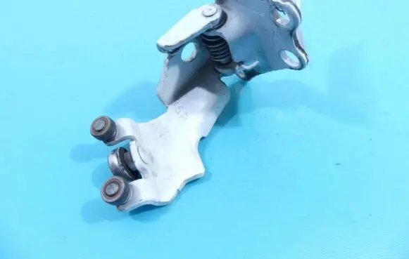 Toyota Sienna XL30 III Sliding door upper roller guide/hinge IMPRK1257112