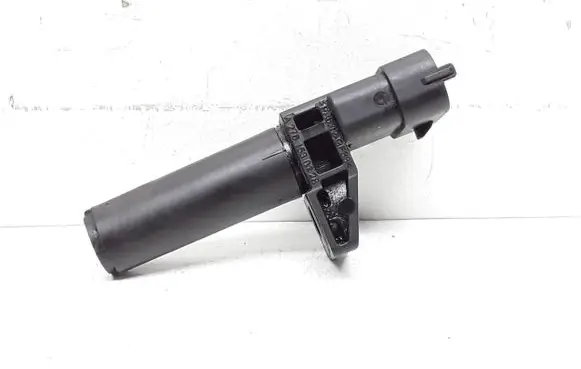 Mercedes-Benz E W212 Crankshaft position sensor A2761530128