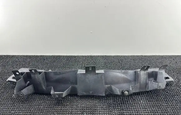 Dodge Durango III Intercooler air guide/duct channel M150808A60568