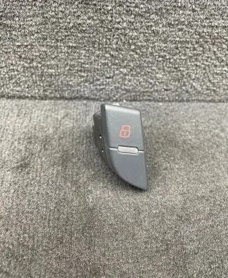 Audi A8 S8 D3 4E Tailgate opening switch 4E0962108A