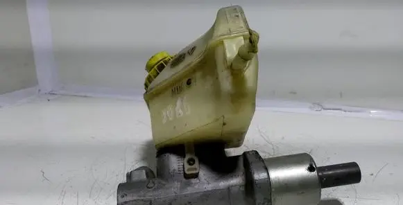 Ford Galaxy Master brake cylinder 7M2611303C