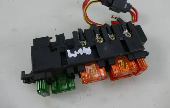 Mercedes-Benz S W140 Fuse box set 1405450101