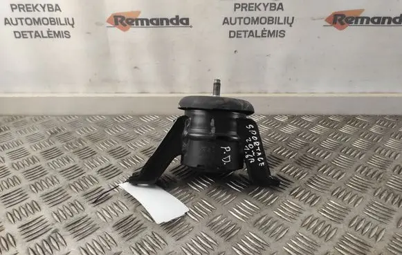 KIA Sportage Engine mount bracket 21815D9100