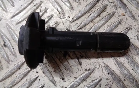 Renault Clio IV Radiator mount bracket 