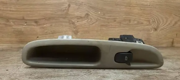 Volvo S60 Electric window control switch 0982590
