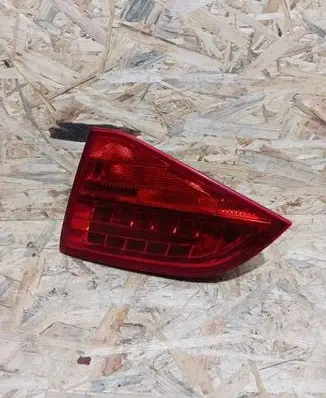 Audi A4 S4 B8 8K Tailgate rear/tail lights 8k9945094b